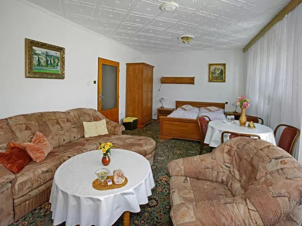 Photo 3 of Villa Hany